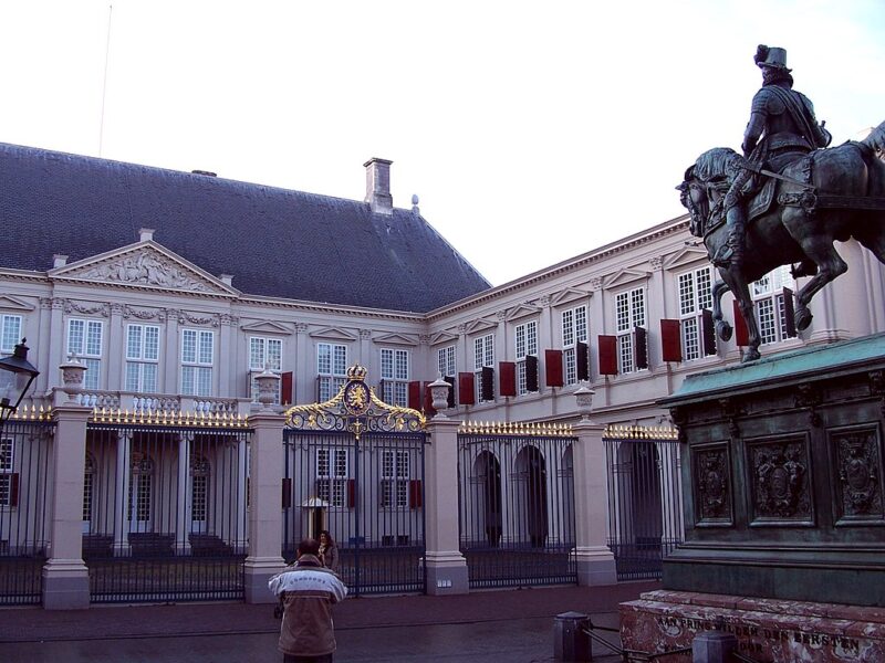 paleis_noordeinde-steven-lak-cc0-wikimedia