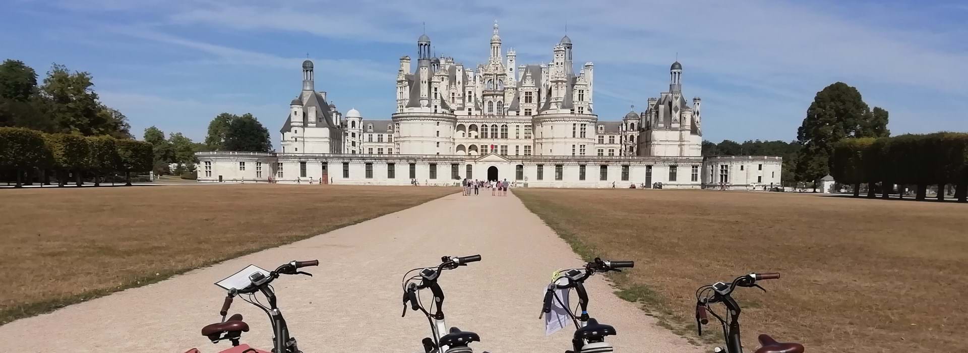 frankrijk loire-kasteel-chambord-met-fietsen-2-2019-051