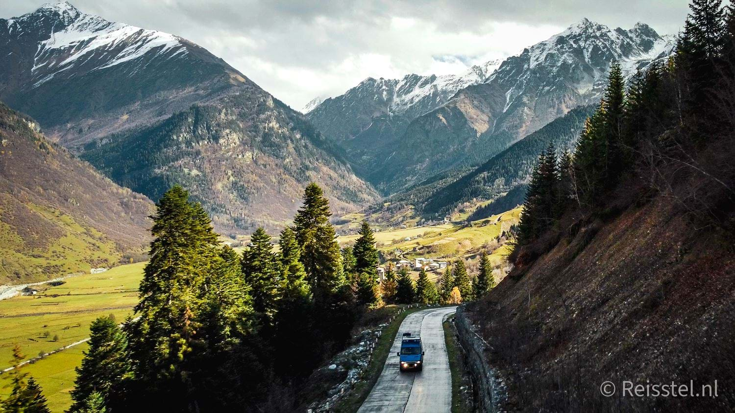 Naar Ushguli Geogië natuur mooi natuur bergen