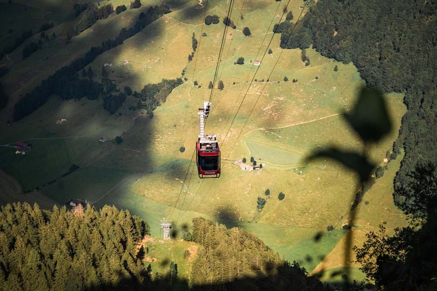 kabelbaan-naar-ebenalp Zwitserland bergen