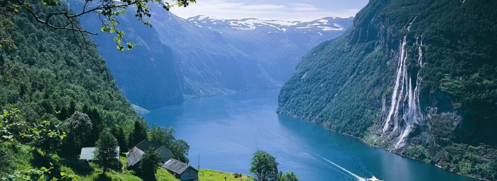 noorwegen-geiranger-fjord-van-bovenaf-2016-032