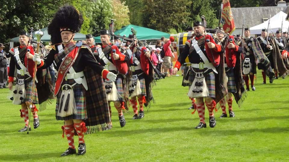 schotland-kastelen-033-highland-games-drums-pipers