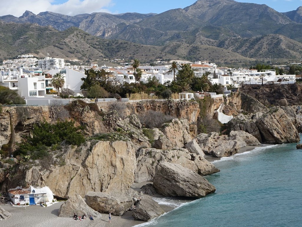 nerja-1-stad-en-natuur