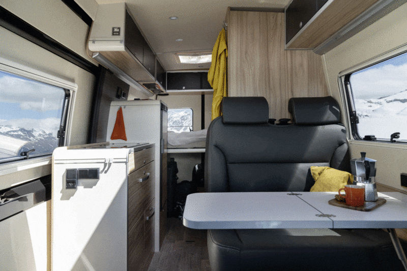 hymer_grand-canyon_s_crossover_interior_8_print-300-dpi-gif-verkleint