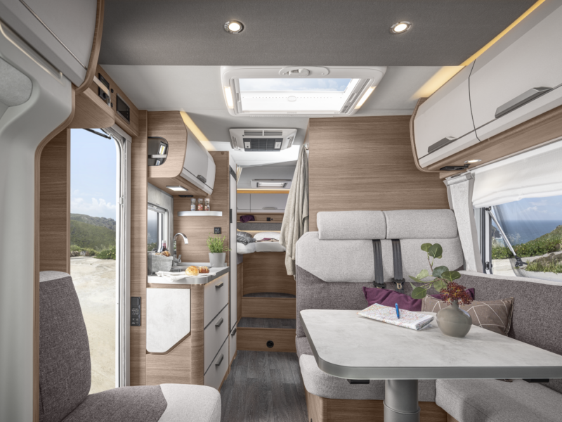 van-ti-vansation-650-meg-interieur-2