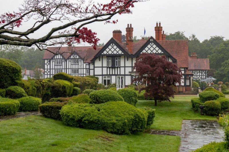 Brits: Pretwood woodhall spa Dambuster