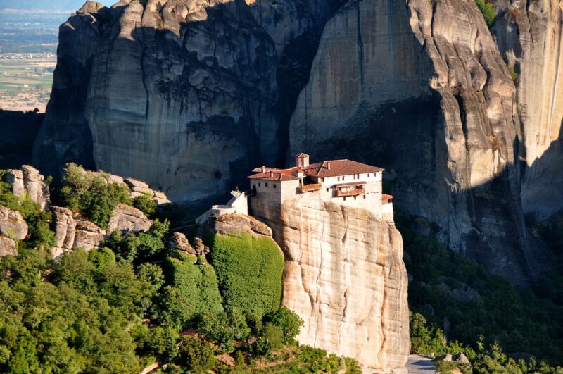 meteora-monasteries-